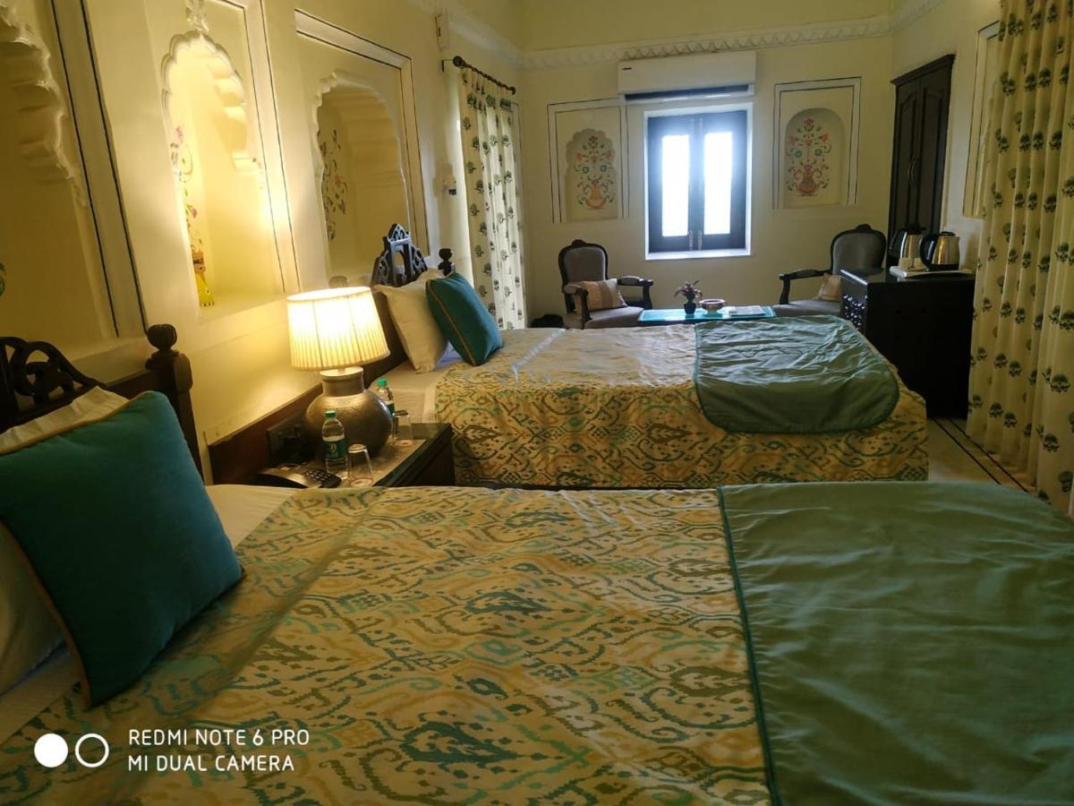 HOTEL MPT SHEESH MAHAL, ORCHHA, ORCHHA